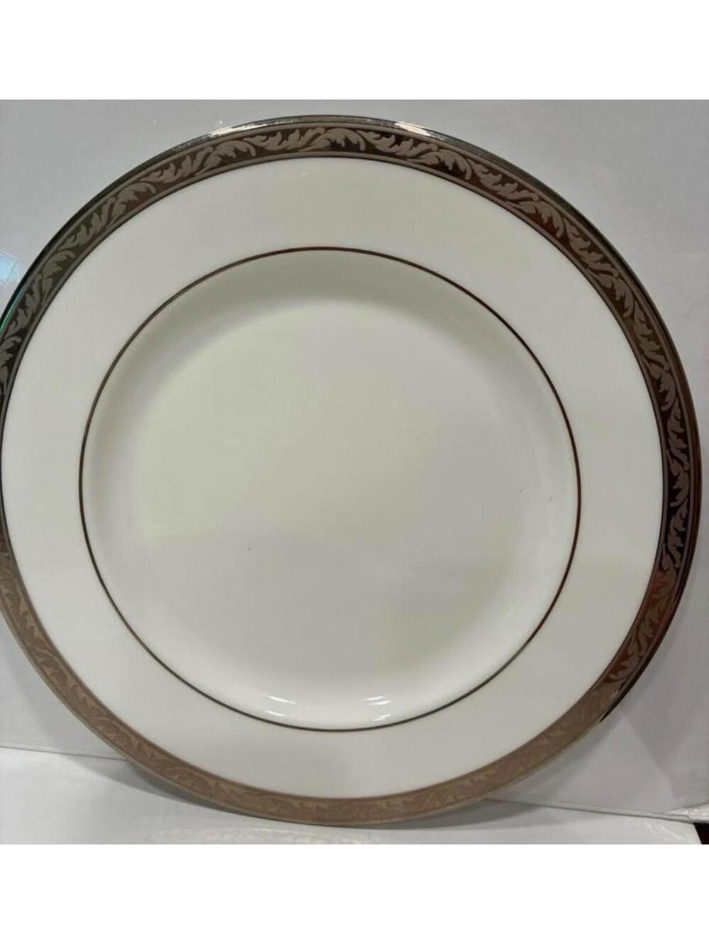 New Lenox Landmark Platinum Salad Plate